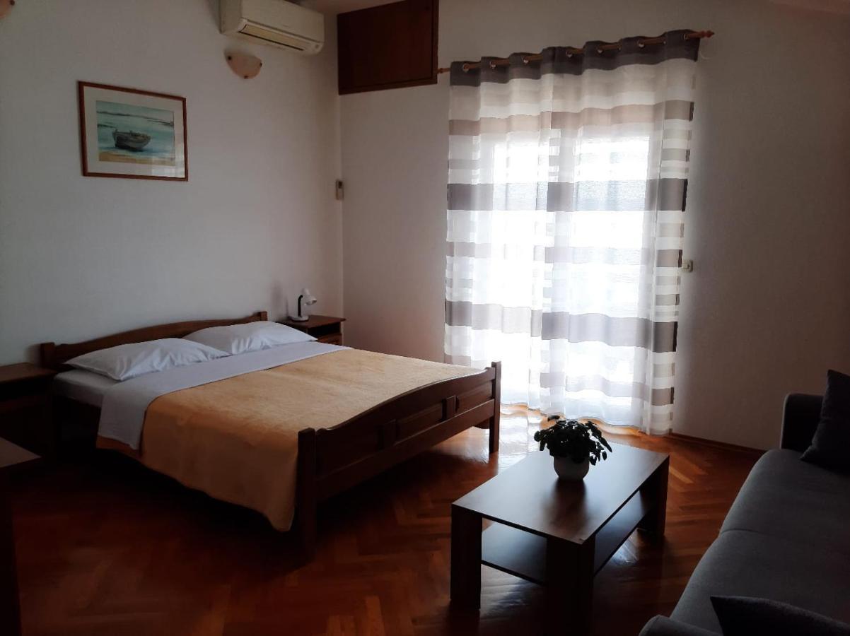 Apartments Ivanka Stari Grad Kültér fotó